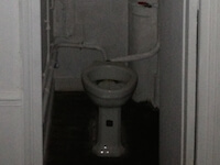 Lave-mains intégré sur toilettes suspendus WiCi Bati - Monsieur P (92) 1 sur 2 (avant)